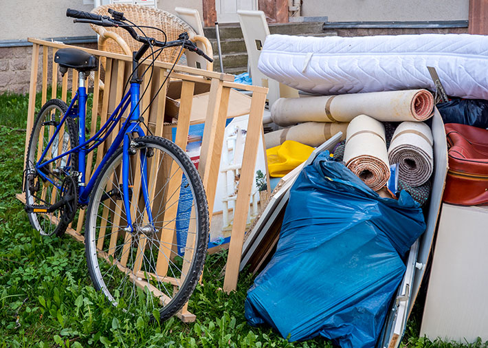 reclaim-space-after-holidays-with-junk-removal-services-howell-michigan