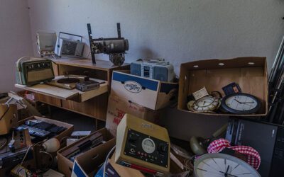 DIY Basement Cleanouts: Hazards to Think Twice About